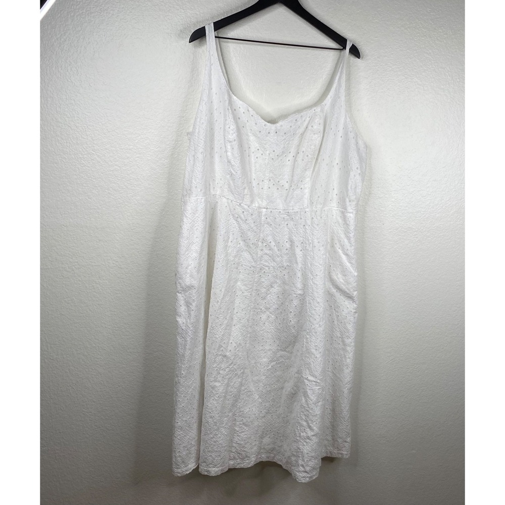 Old Navy Dress Women's Eyelet Sleeveless White Size 3X Cottage Core Milkmaid